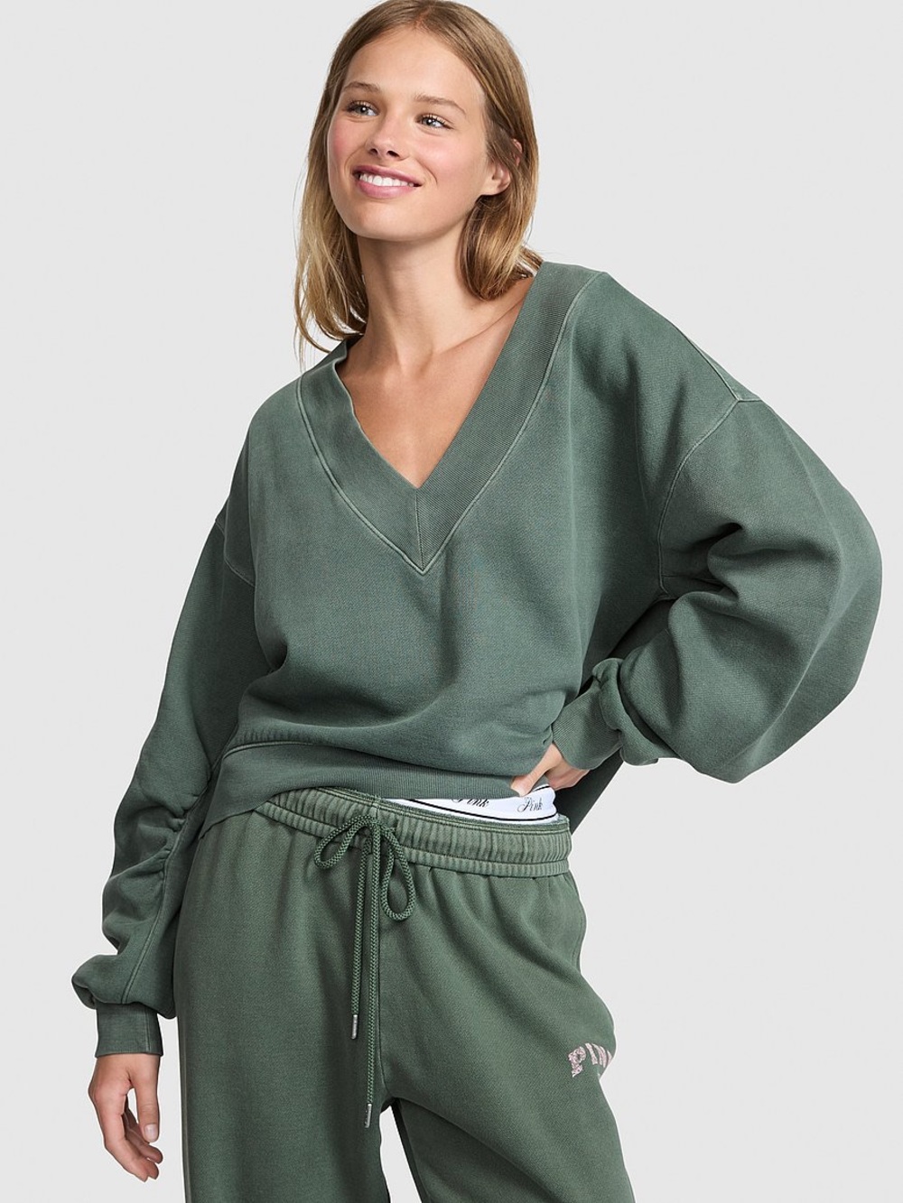 NWT Oversized CAMPUS FLEECE™ V-NECK HIGH-LOW CROPPED SWEATSHIRT